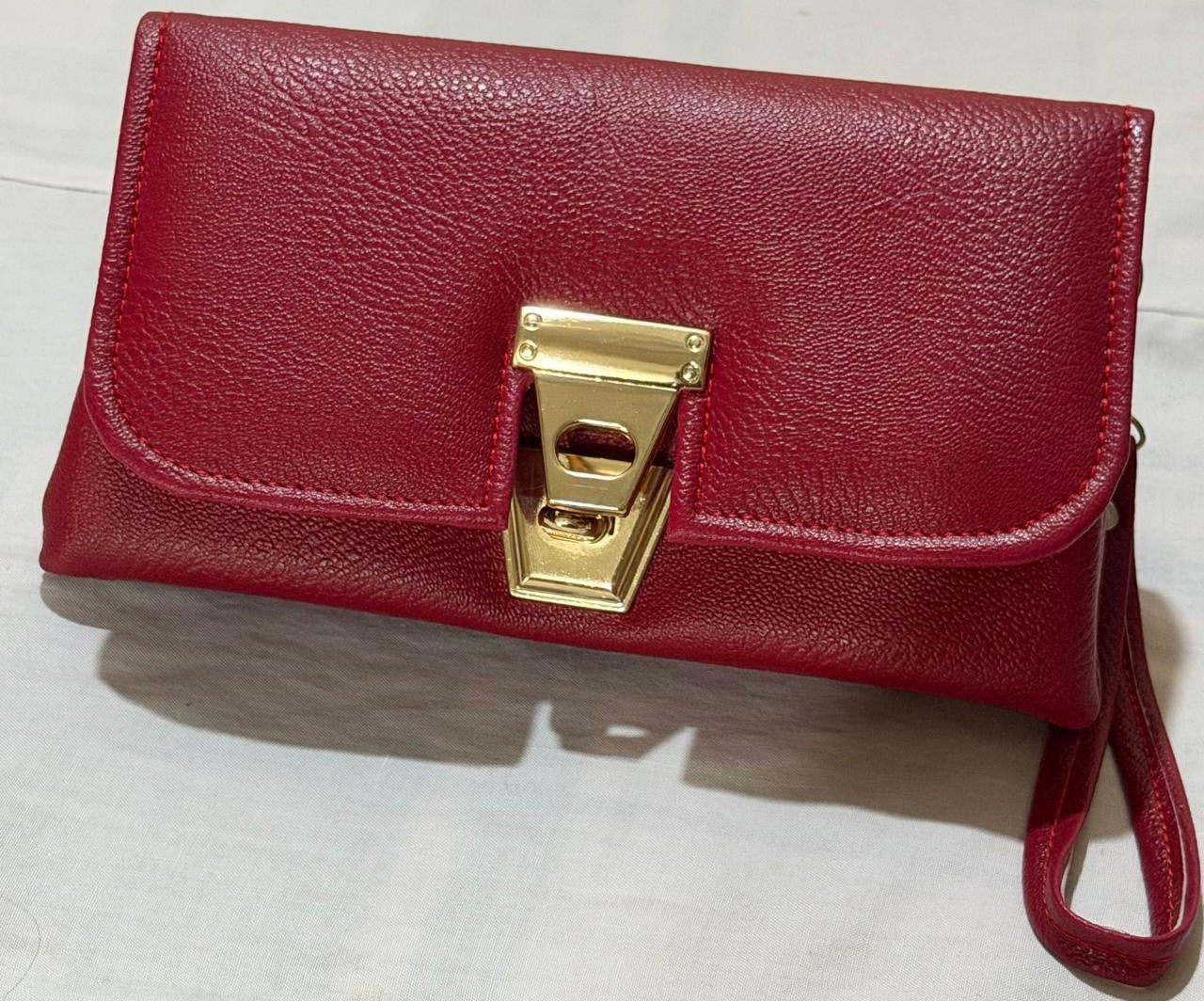 Red Premium Ladies Clutch – Elegant & Stylish